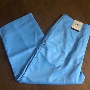 Women’s IZOD golf capri pants